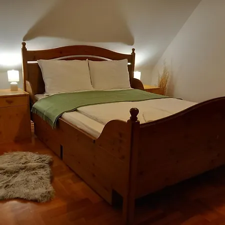 Boglarka Vendeghaz Apartmán