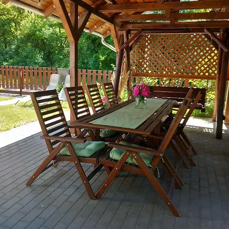 Boglarka Vendeghaz Tiszalok