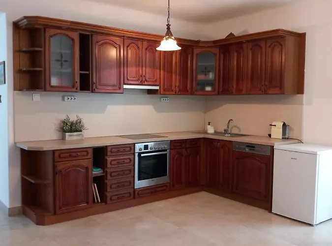 Boglarka Vendeghaz Apartmán